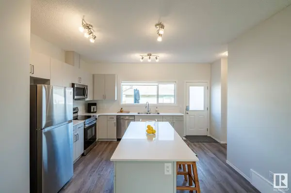 1274 SANDSTONE BV, Sherwood Park, AB T8H 1B2