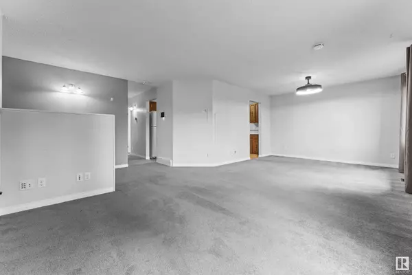 1251 65 ST NW, Edmonton, AB T6L 2E8