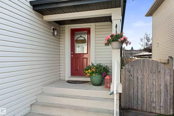 271 SUMMERTON CR, Sherwood Park, AB T8H 2V5