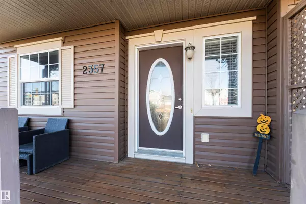 2357 ASPEN TR, Sherwood Park, AB T8H 0G3