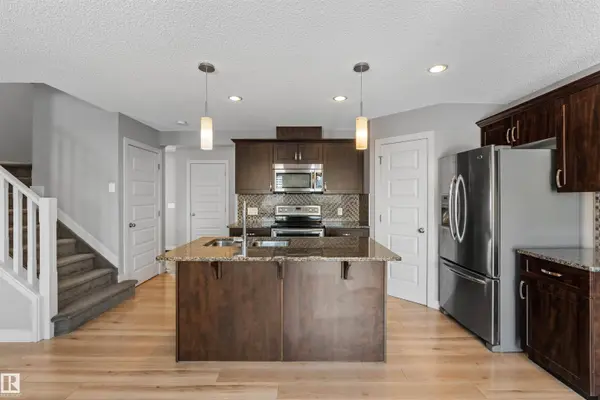 164 Summerstone LN, Sherwood Park, AB T8H 0K2