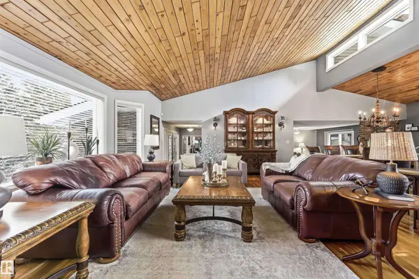 #49 23045 TWP ROAD 514, Rural Strathcona County, AB T8B 1K9