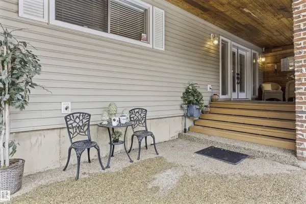 #49 23045 TWP ROAD 514, Rural Strathcona County, AB T8B 1K9