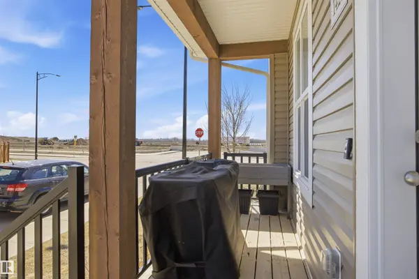 1424 202 ST NW NW, Edmonton, AB T6M 1L6