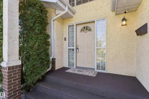 284 ESTATE DR, Sherwood Park, AB T8B 1L6