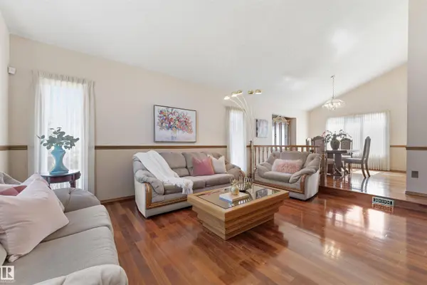 284 ESTATE DR, Sherwood Park, AB T8B 1L6