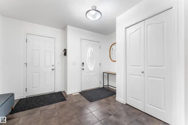 112 APPLETON CR, Sherwood Park, AB T8H 0A4