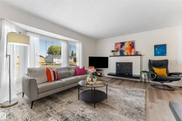 878 COTTONWOOD AV, Sherwood Park, AB T8A 1Z2