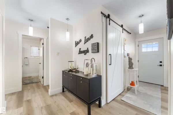 878 COTTONWOOD AV, Sherwood Park, AB T8A 1Z2