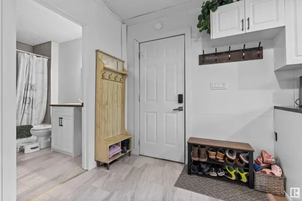 5074 5 ST, Rural Lac Ste. Anne County, AB T0E 1V0