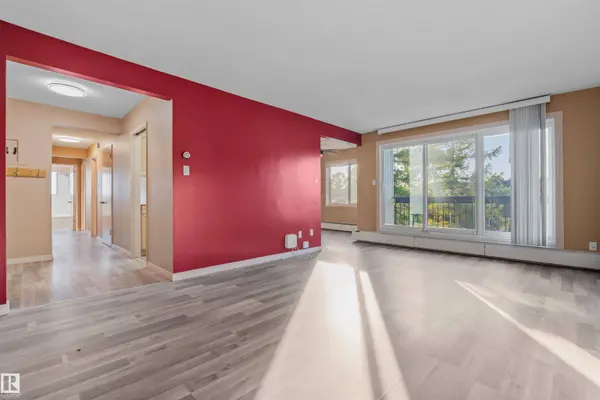 #306 11415 41 AV NW, Edmonton, AB T6J 0T9