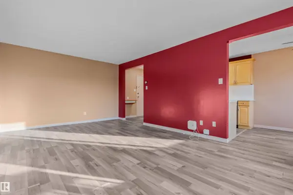 #306 11415 41 AV NW, Edmonton, AB T6J 0T9