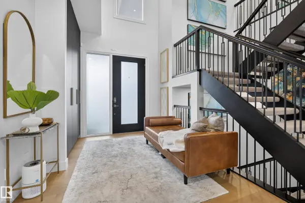 1132 WAHL PL NW, Edmonton, AB T6W 3G6