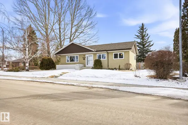 6503 106A AV NW, Edmonton, AB T6A 1K2