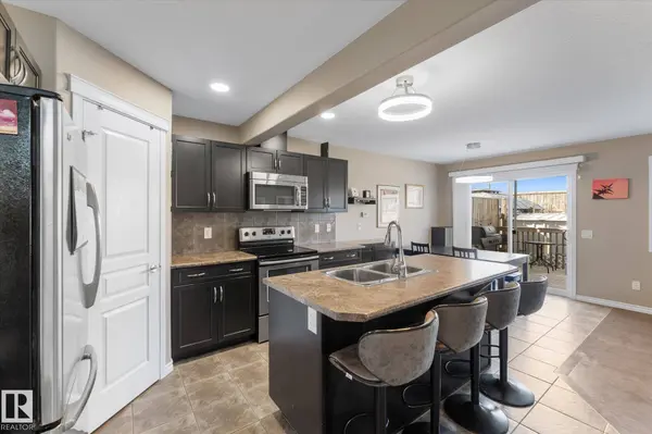 21818 99A AV NW, Edmonton, AB T5T 4T2