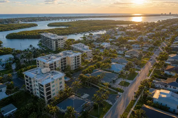 Condo Association Financials: Smart Buying in Fort Lauderdale