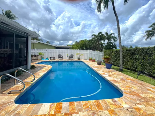 11421 NW 38th PL, Sunrise, FL 33323