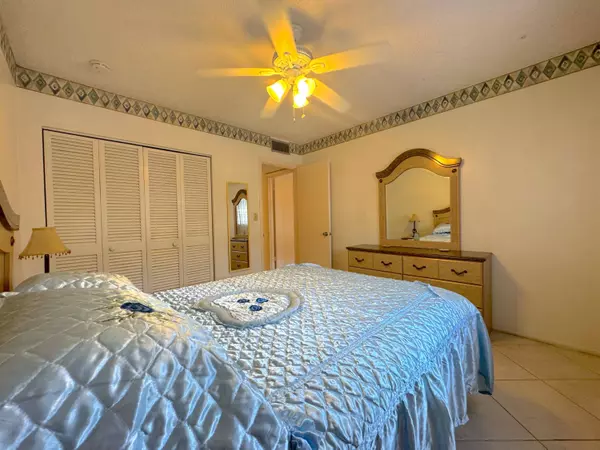 5300 Washington ST I105, Hollywood, FL 33021