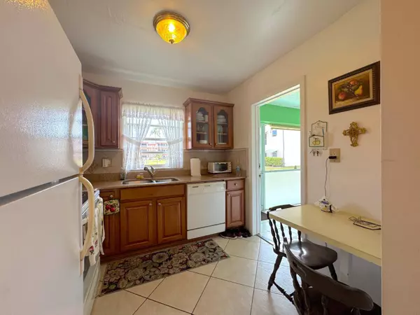 5300 Washington ST I105, Hollywood, FL 33021