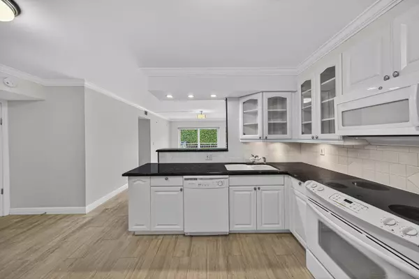 3220 Bayview DR 115, Fort Lauderdale, FL 33306