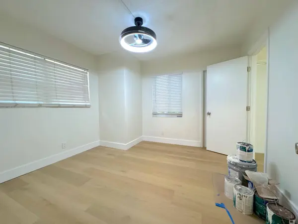 2815 NE 33rd AVE #106, Fort Lauderdale, FL 33308