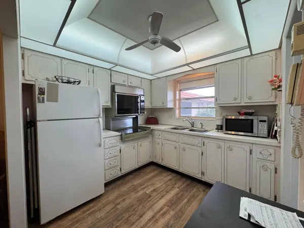 5300 Washington ST #P331, Hollywood, FL 33021