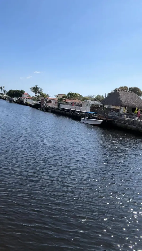 1412 NE 53rd CT, Fort Lauderdale, FL 33334