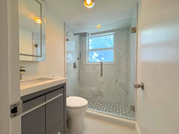 2815 NE 33rd AVE, Fort Lauderdale, FL 33308