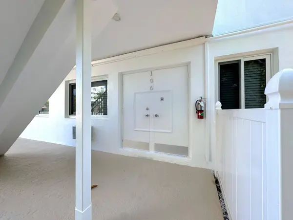 2815 NE 33rd AVE, Fort Lauderdale, FL 33308