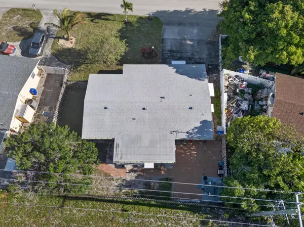 1211 NE 35th ST, Pompano Beach, FL 33064