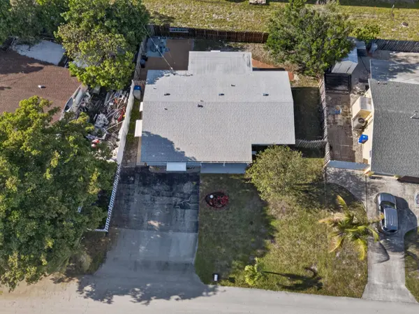 1211 NE 35th ST, Pompano Beach, FL 33064