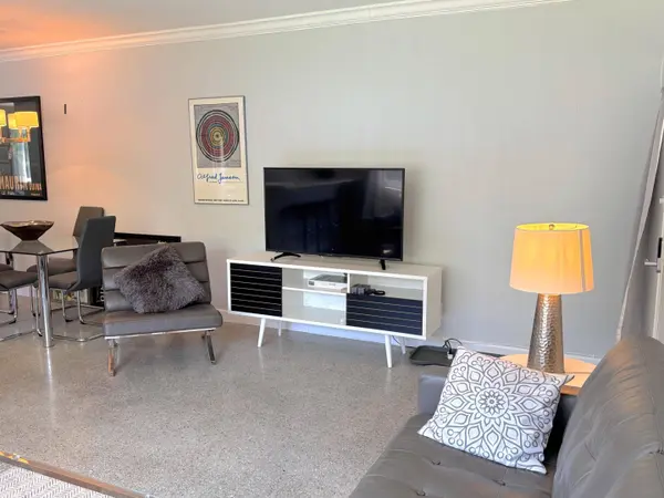 624 Antioch AVE #6, Fort Lauderdale, FL 33304