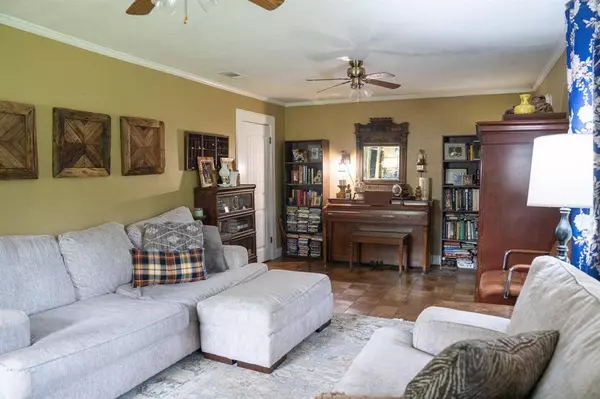 705 Price Street, Logansport, LA 71049