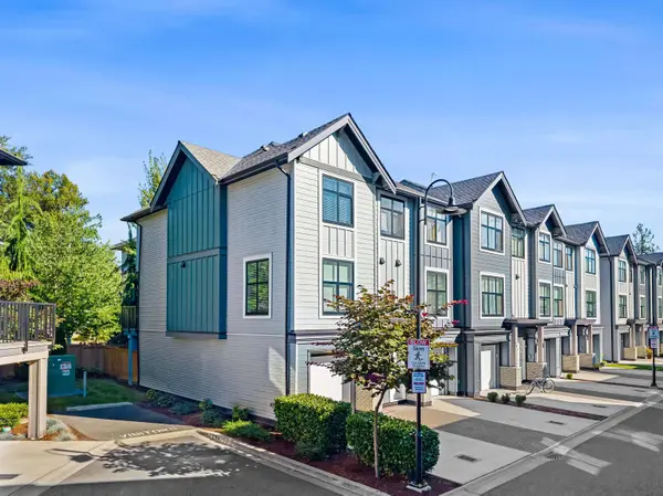 2267 Mckenzie RD #301, Abbotsford, BC V2S 0M9