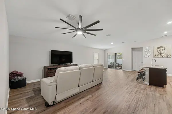 1118 Terry RD SE, Palm Bay, FL 32909