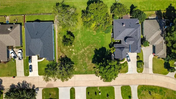 72 Wick Willow RD, Montgomery, TX 77356