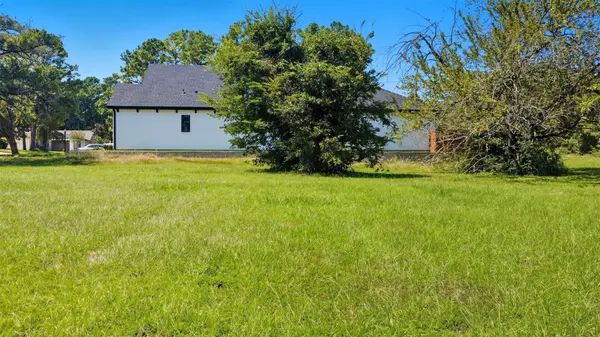 72 Wick Willow RD, Montgomery, TX 77356