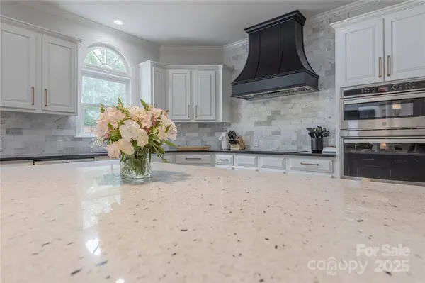 4117 Wallbrook DR, Matthews, NC 28105