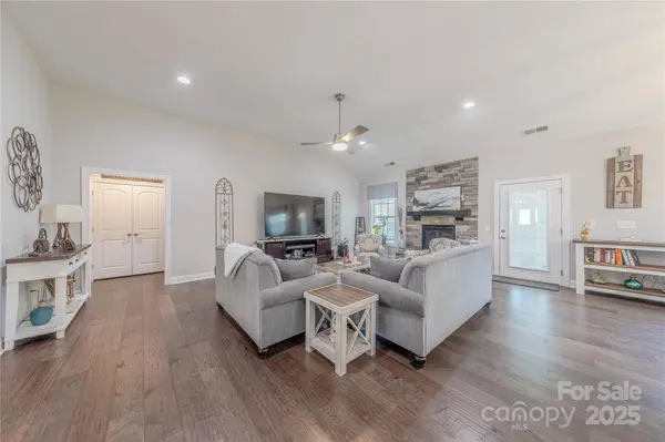 1022 Curling Creek DR, Indian Trail, NC 28079