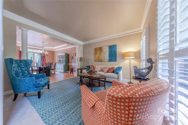 3318 Providence Hills DR, Matthews, NC 28105