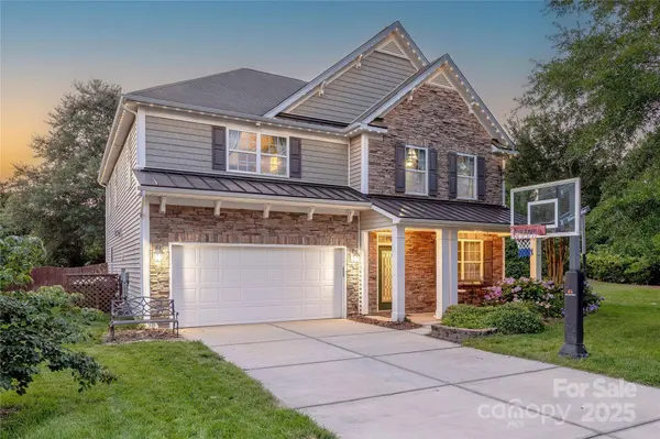 516 Fair Oaks DR, Fort Mill, SC 29708