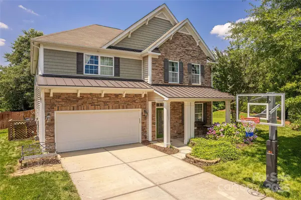 516 Fair Oaks DR, Fort Mill, SC 29708