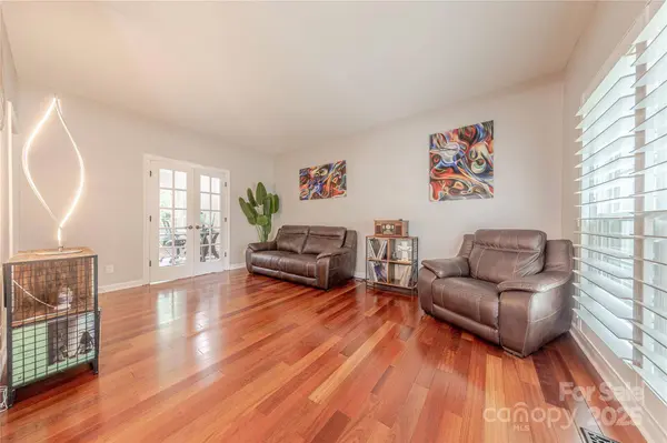 5707 Fairvista DR, Charlotte, NC 28269