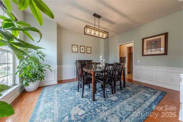 3144 Surreyhill CT, Charlotte, NC 28270