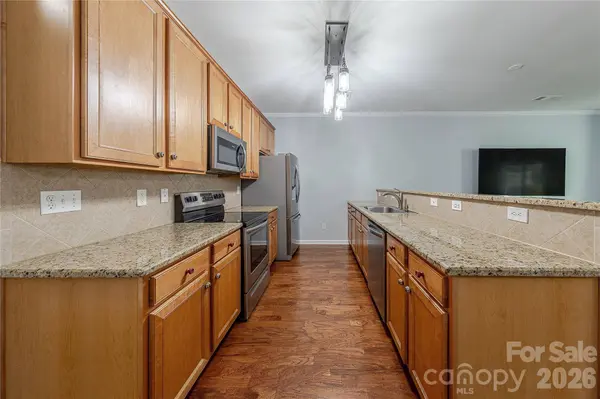 2147 Midnight Blue LN, Fort Mill, SC 29708