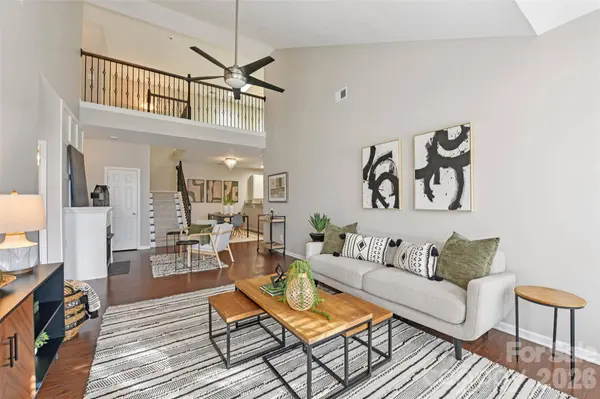 8603 Bookwalter CT, Charlotte, NC 28277