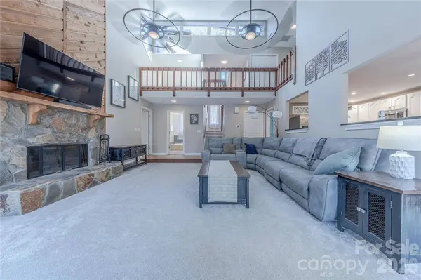 116 Canterbury LN, Weddington, NC 28104