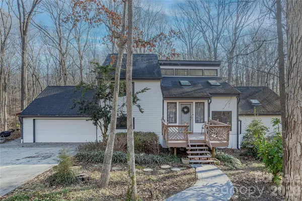 116 Canterbury LN, Weddington, NC 28104