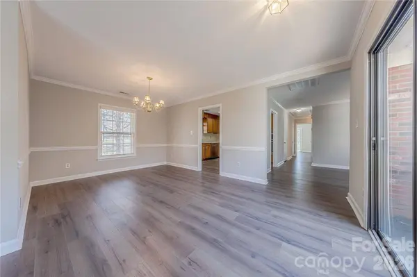 2401 Quail Lake DR, Charlotte, NC 28210