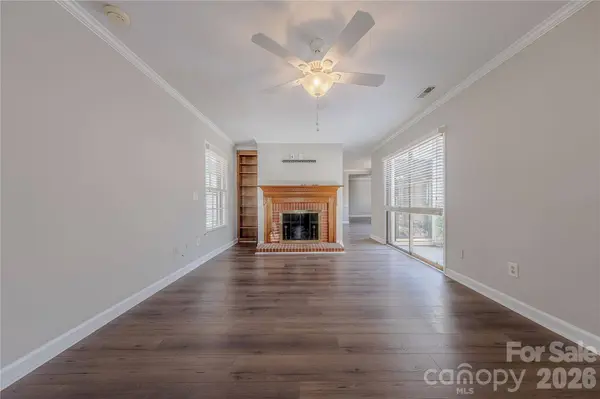 2401 Quail Lake DR, Charlotte, NC 28210